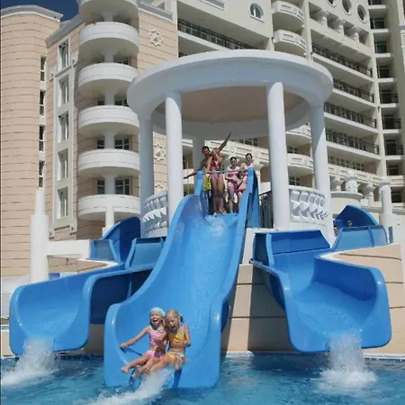 Sunset Apartment,aluna 公寓 *