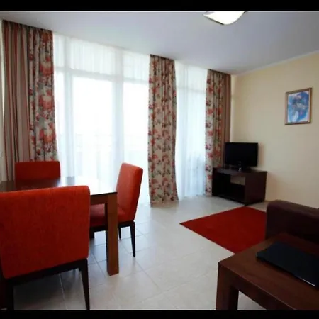 Sunset Resort Apartment, C3 - 20 ポモリエ